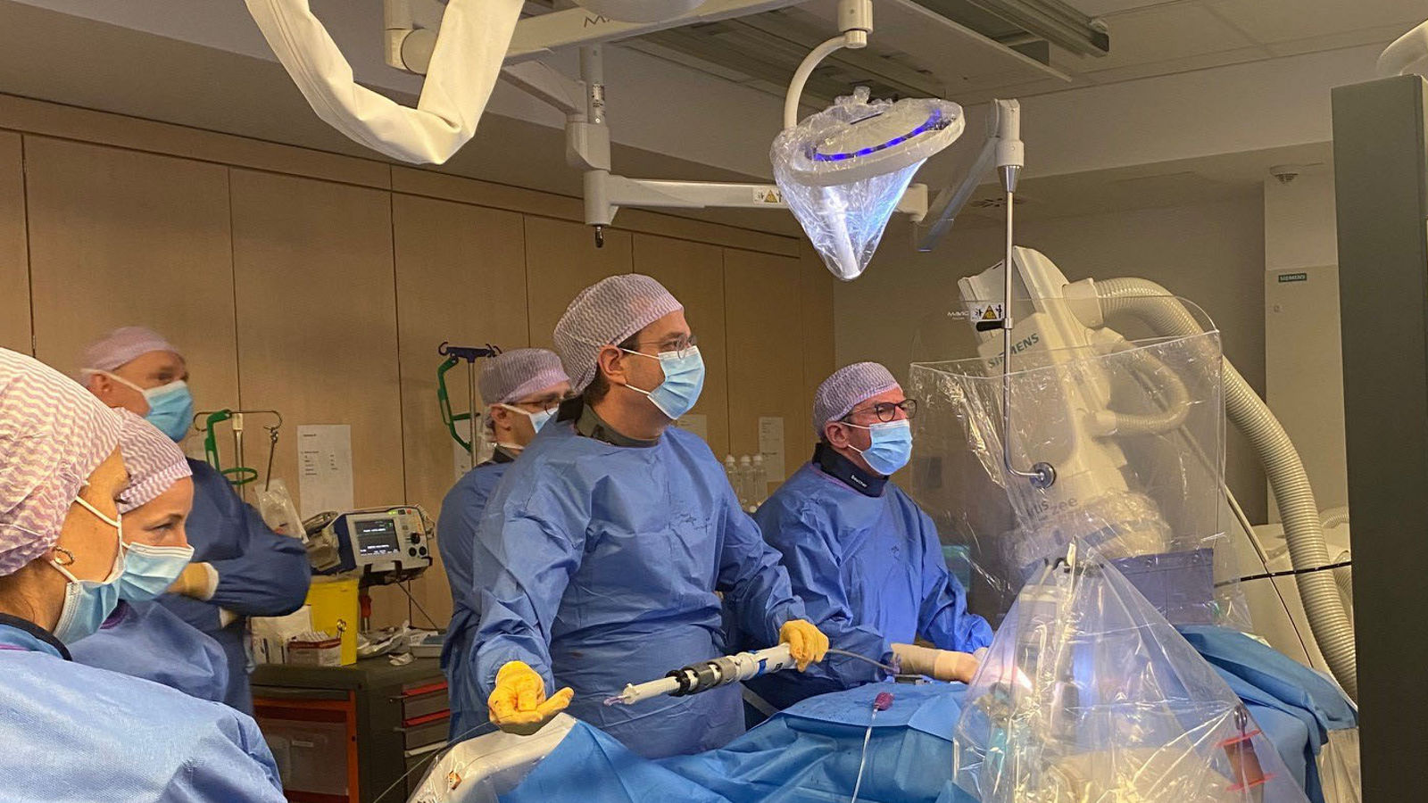 Хелиос Зигбург: Замена сердечного клапана - проверенная экспертиза в центре передового опыта